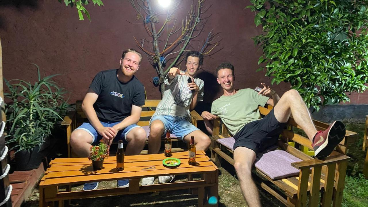 The Hood - Shkodra Backpackers Hostel 외부 사진