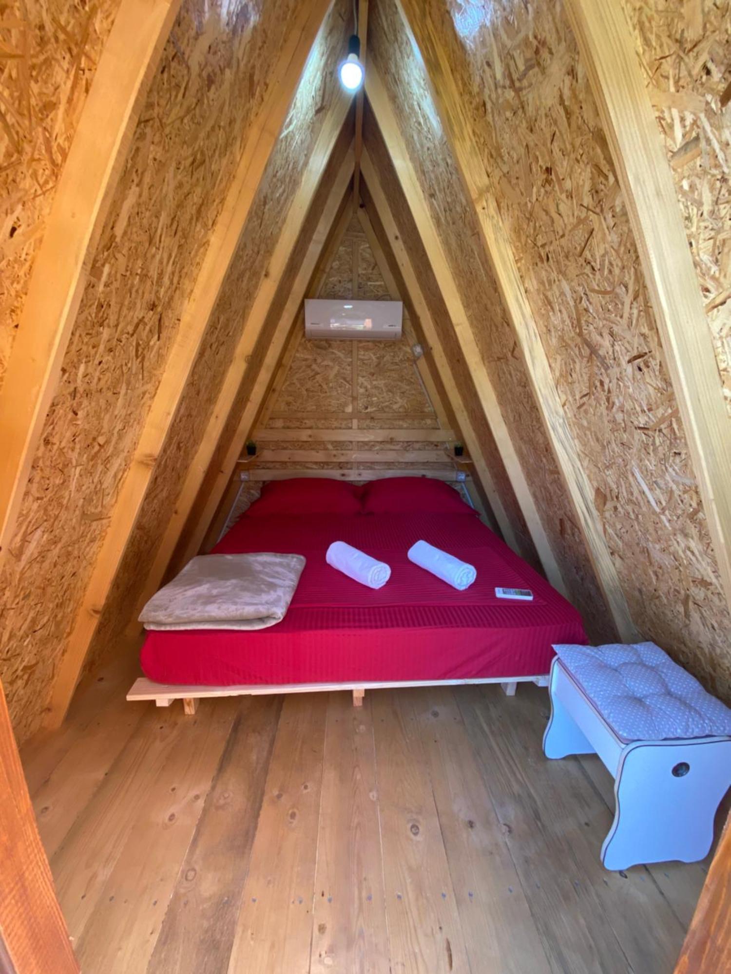 The Hood - Shkodra Backpackers Hostel 외부 사진